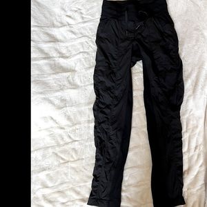 Lululemon Dance Studio Skinny Pants size 2